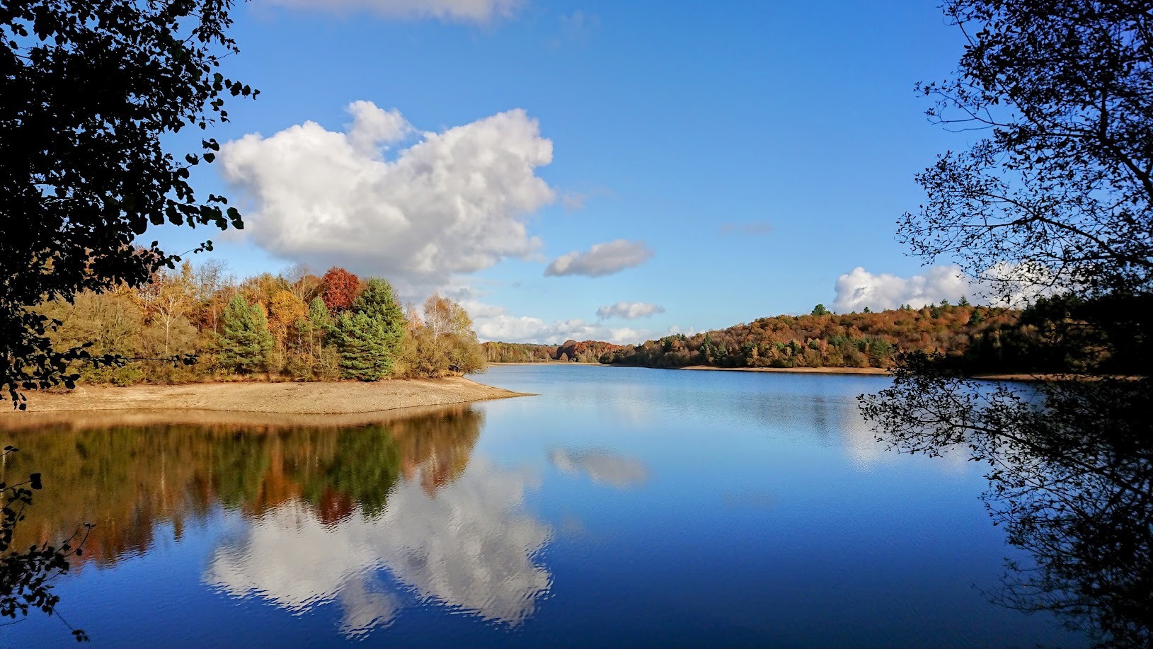 The Barrage de Mialet, Dordogne