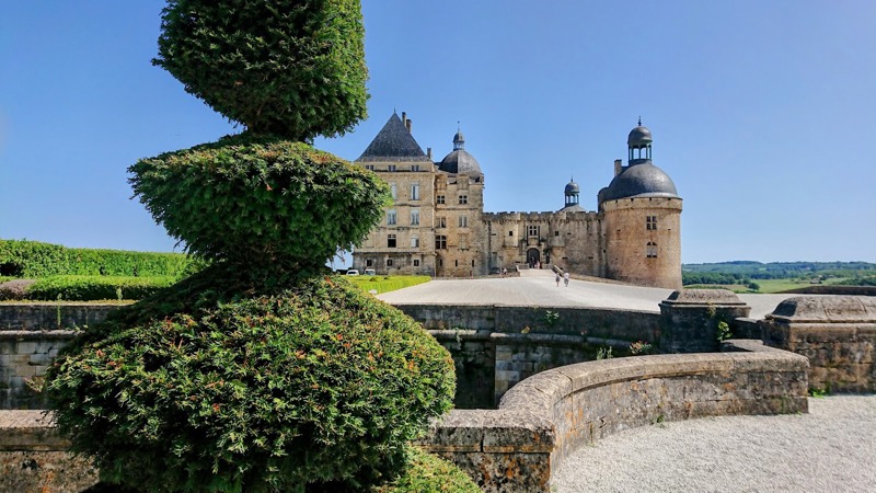 Twelve Châteaux Within an Hour of Mialet: A Cultured Day Out in North Dordogne