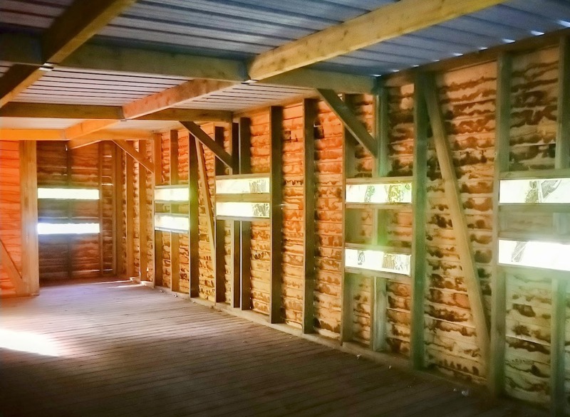 Bird viewing station by the Barrage de Mialet