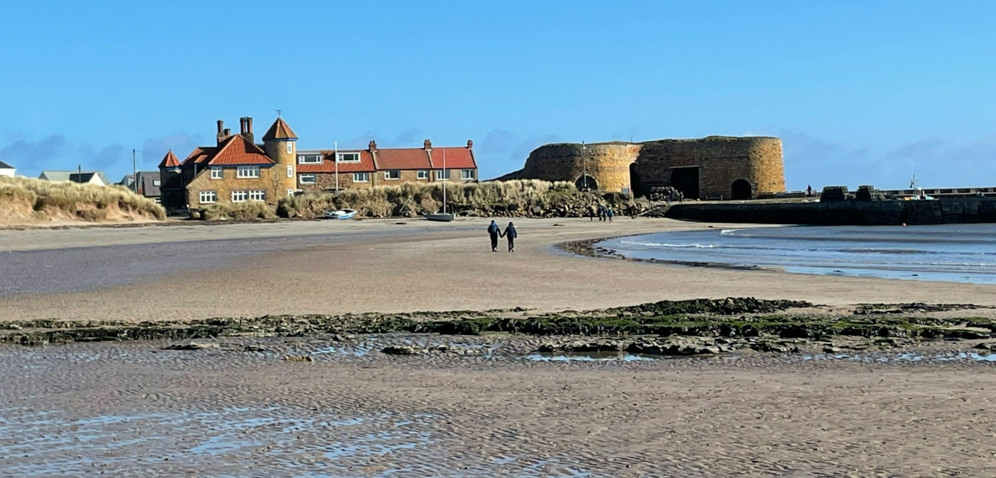 Dog friendly cheap accommodation beadnell