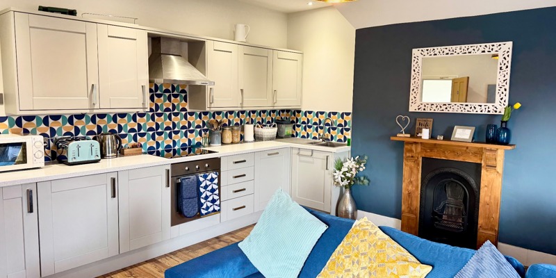 Holiday Apartment vs Hotel in Portsmouth: Why Self-Catering Wins for Families and Groups