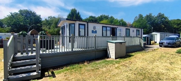 Kelly - 2 Bed Sleeps 6 Large Plot