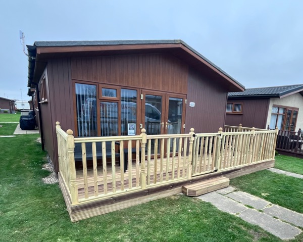 ‘Beach Hut’ Chalet Five