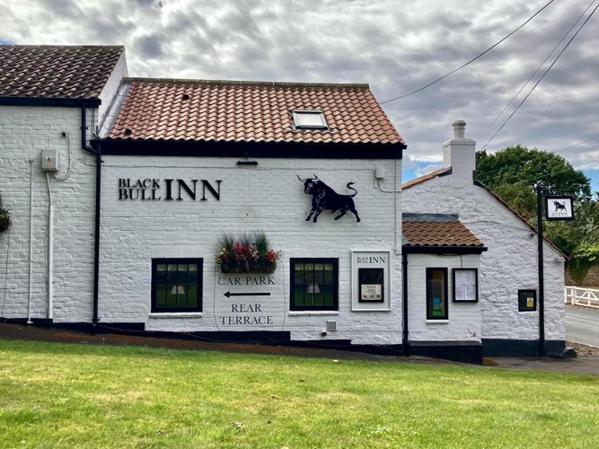 Image of The Black Bull Inn at Moulton, taken by Moulton View Holiday Cottage