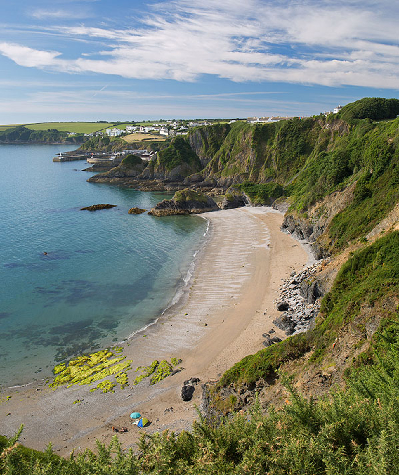 cornish-beaches-cornwall-s-best-beaches-holiday-home-mevagissey