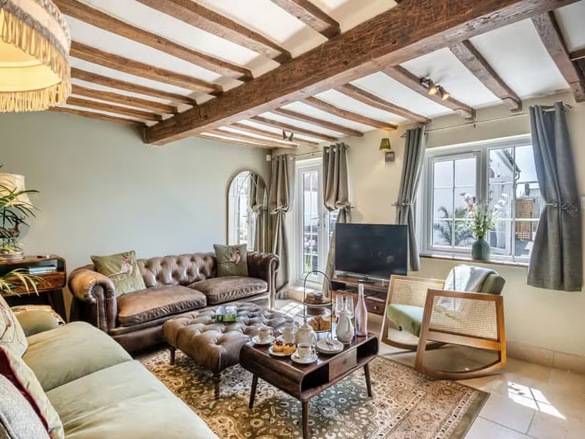 The Old Cottage and Field View Annex