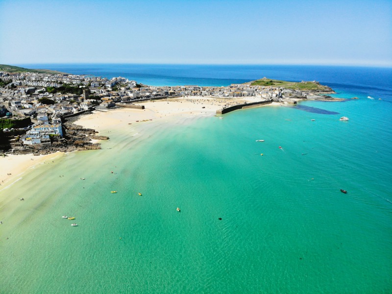 st-Ives-town-walk.jpeg