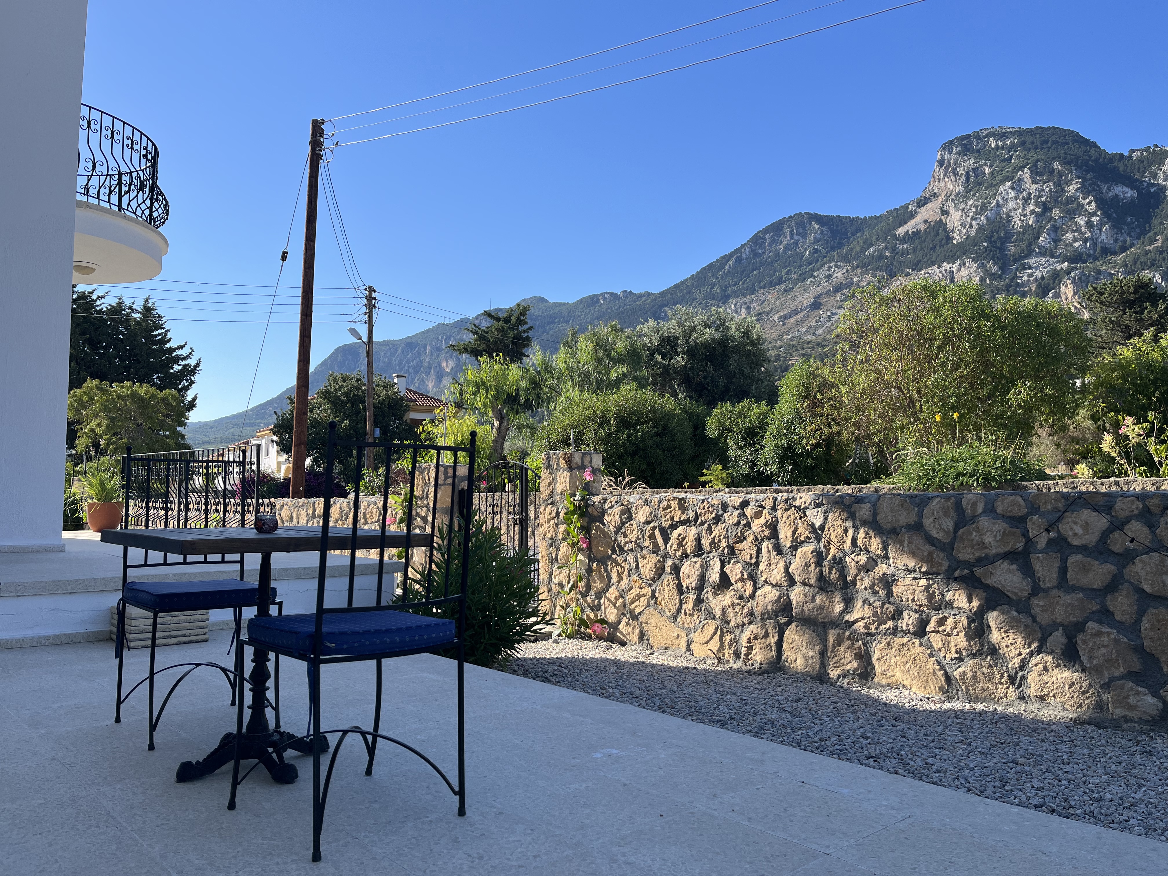 Slow mornings, sunny pool days and relaxed evenings at your own pace. Slow mornings, sunny pool days and relaxed evenings at your own pace.