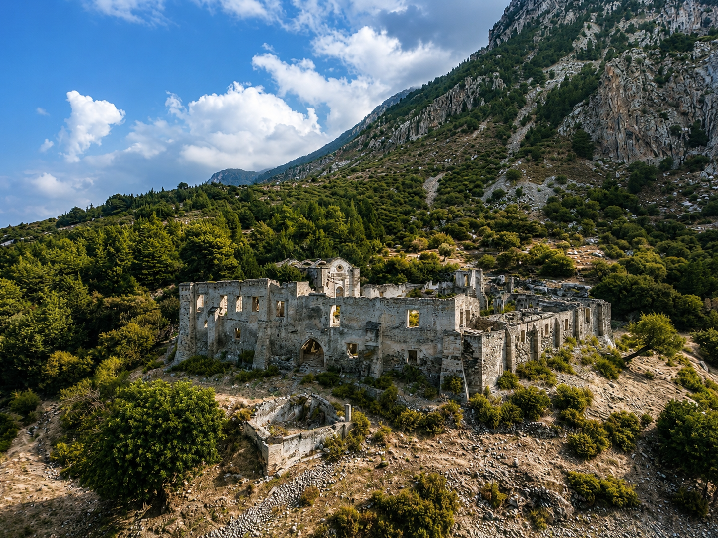 Mountain scenery above Karşıyaka North Cyprus