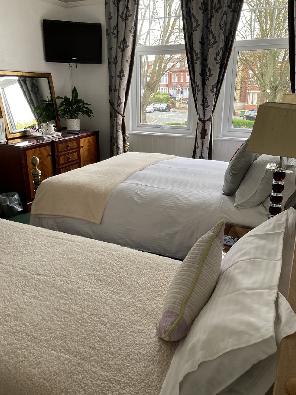 Family Room of 3 Shearwater Guest House Bridlington