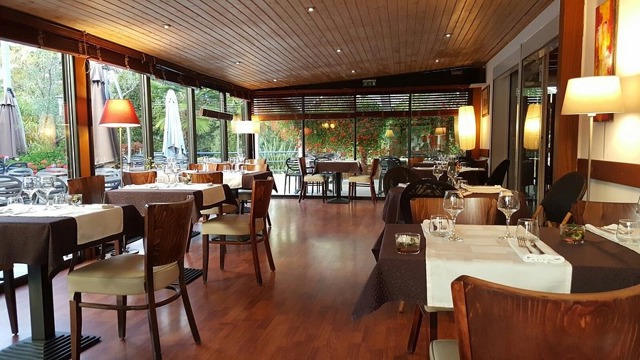 Le Flandre à Saint-Palais-sur-Mer, restaurant gastronomique haut de gamme avec excellente réputation, cuisine française raffinée